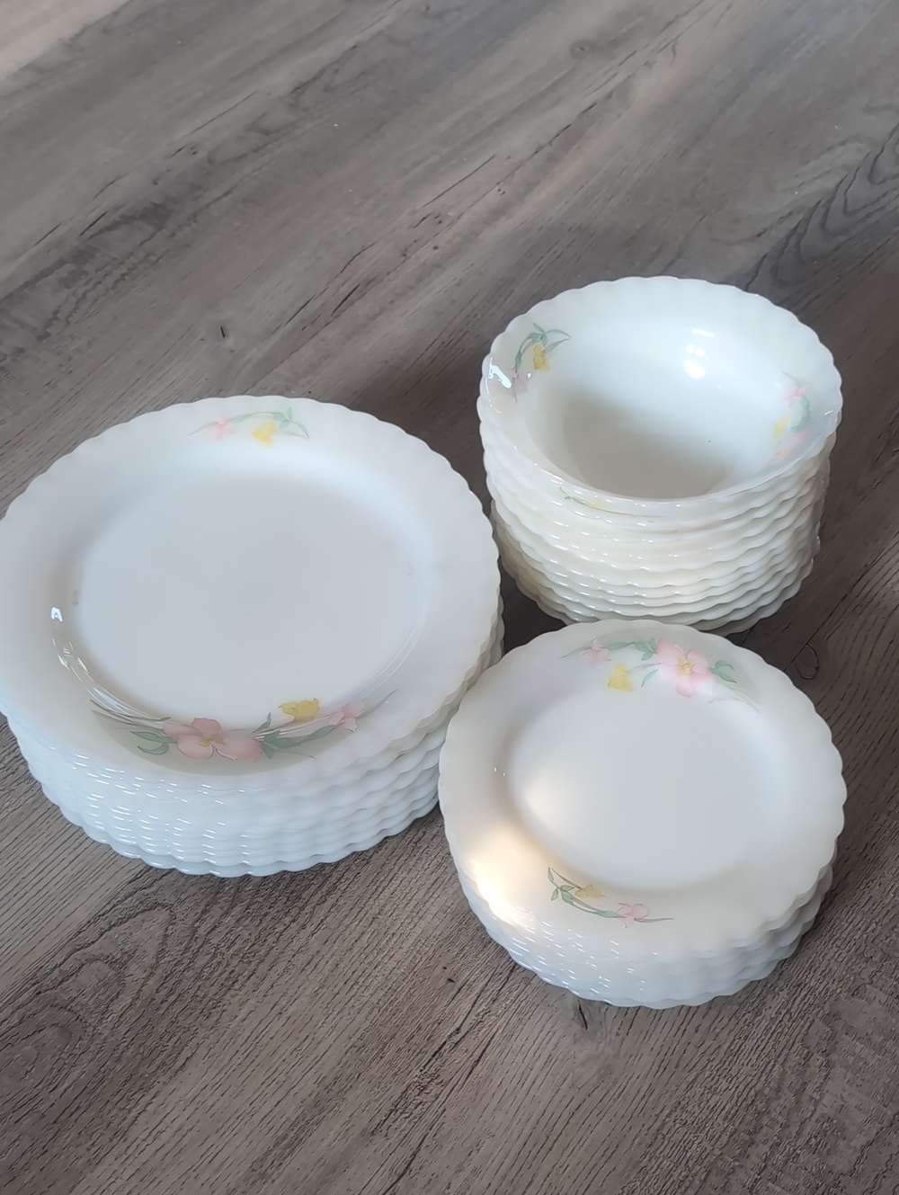 Vintage Indopal Milk Glass 34-Pc Dinnerware Set - PART 1